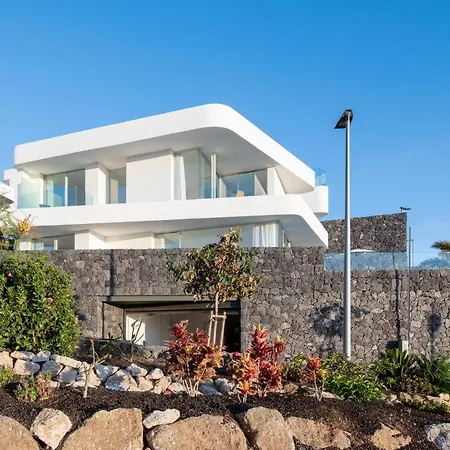 Karat Ibardin Rokabella 아데제