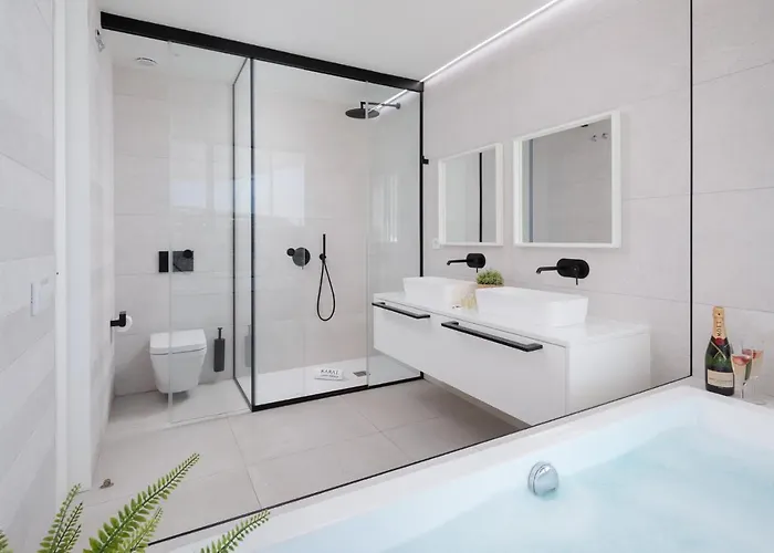 Karat Ibardin Rokabella 빌라 *