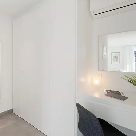 Karat Ibardin Rokabella * Costa Adeje (Tenerife)