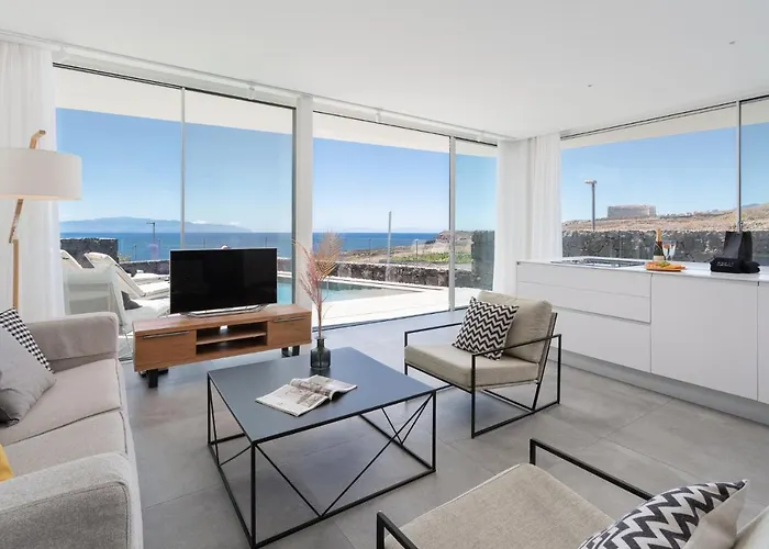 Karat Ibardin Rokabella Адехе