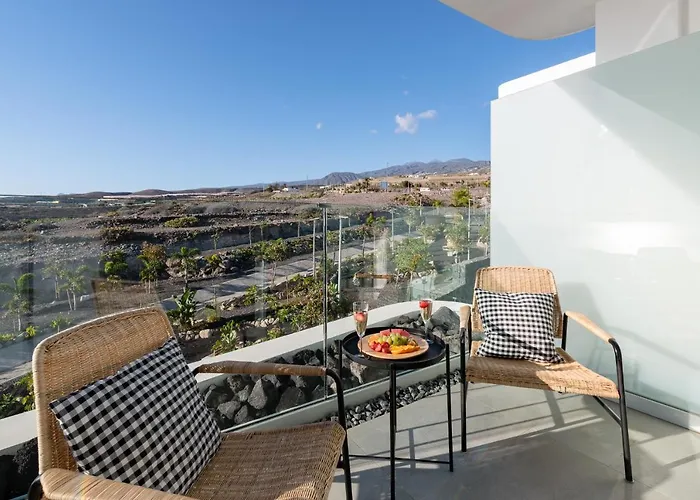 Вілла Karat Ibardin Rokabella Адехе