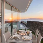 Karat Ibardin Rokabella * Costa Adeje (Tenerife)